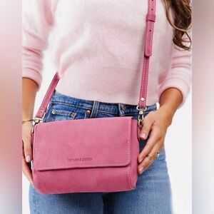 Portland Leather Metro Crossbody Bag in Foxglove NEW!